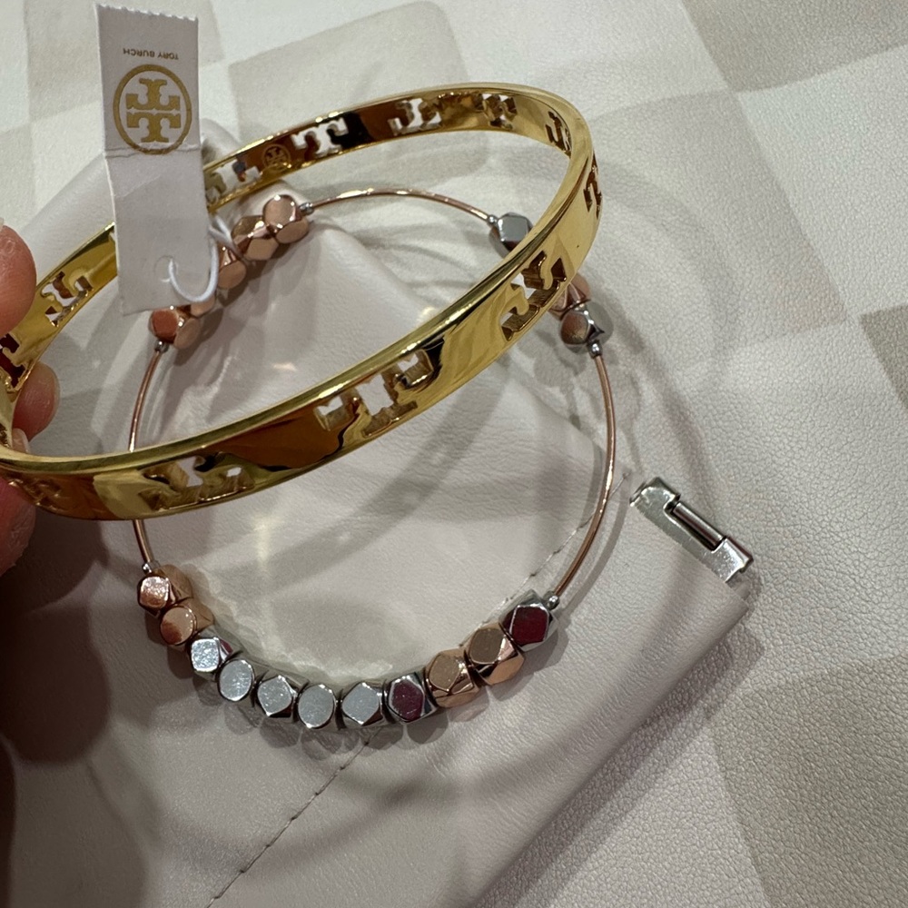 NWT! 🎉Tory Burch Rose and Gold tone Bracelet Duo